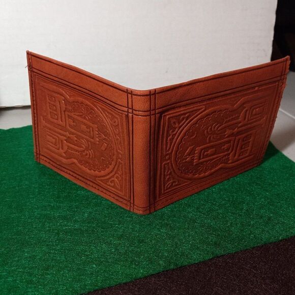 Bifold Tooled Wallet - Picture 1 of 9